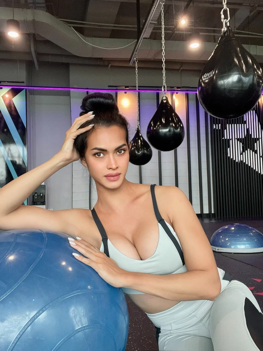 Hot_Lovenia