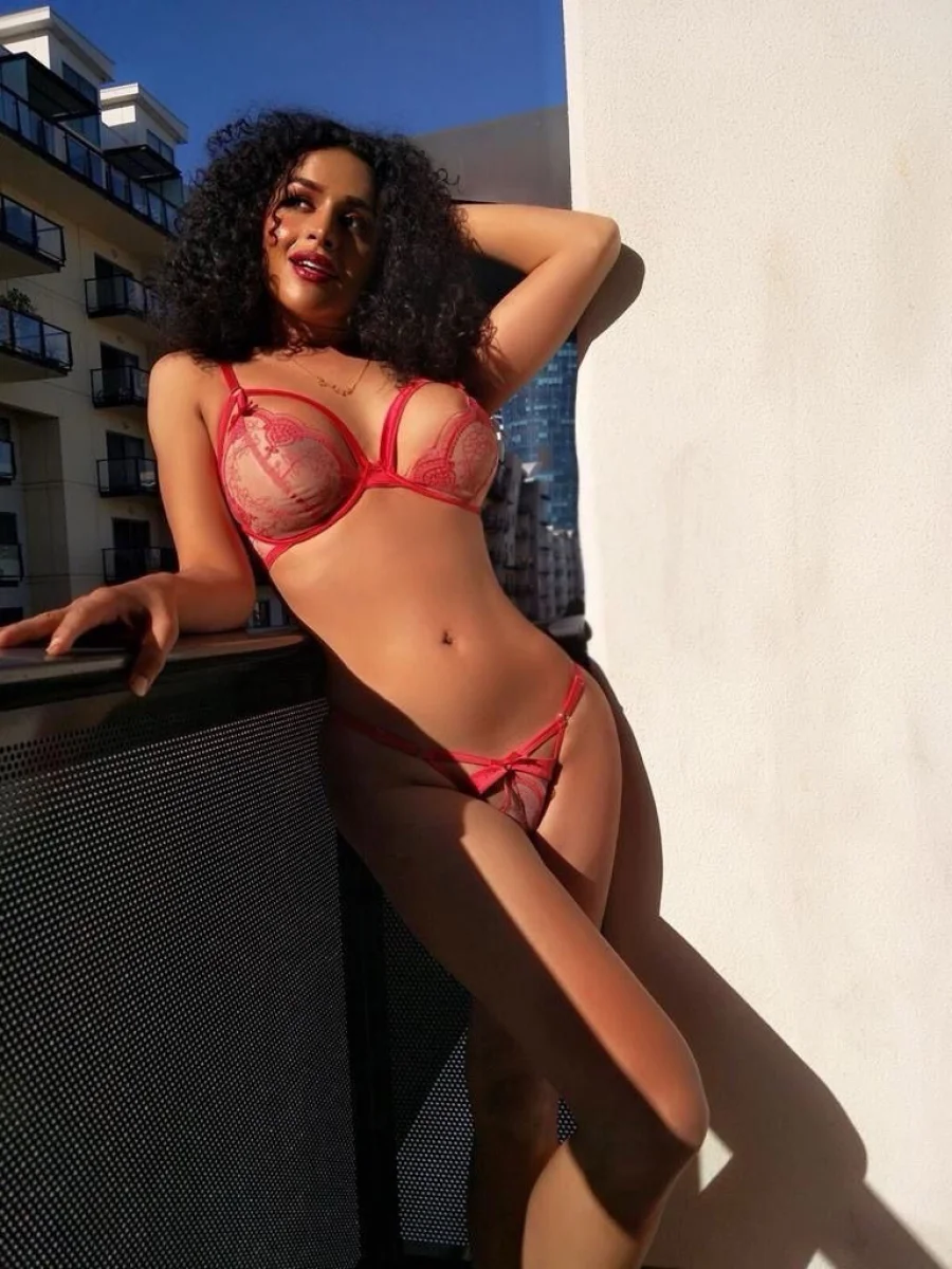 Aura_Karisma